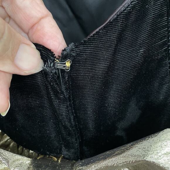 Vintage Gunne Sax Dress Size 5/6 Black Velvet Bodice Gold Lame Victorian Formal - Picture 8 of 13